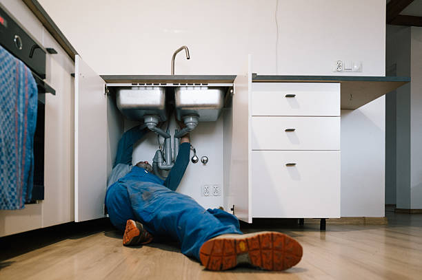 Professional Drain Cleaning technician working in La Puente, CA